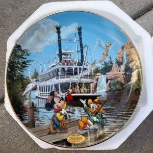 Bradford exchange Disneyland Mark Twain riverboat plate